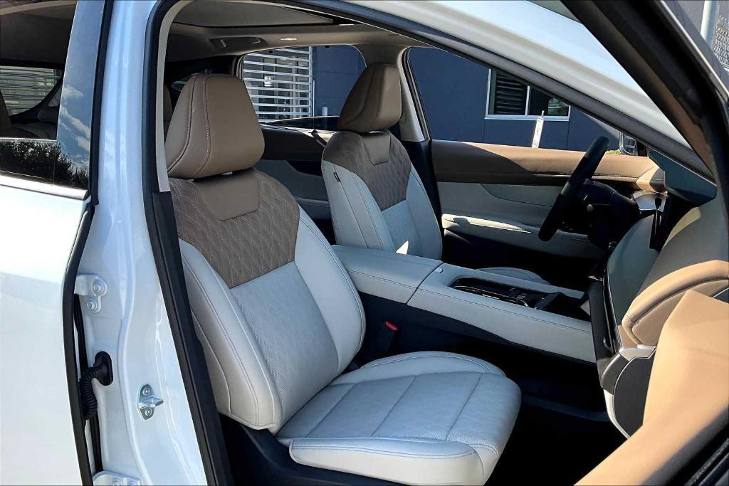 used 2025 Nissan Murano car, priced at $42,995