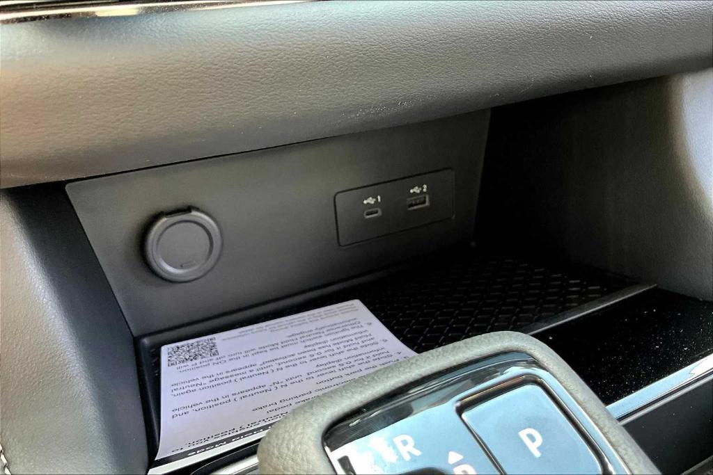 new 2025 Nissan Pathfinder car, priced at $42,225