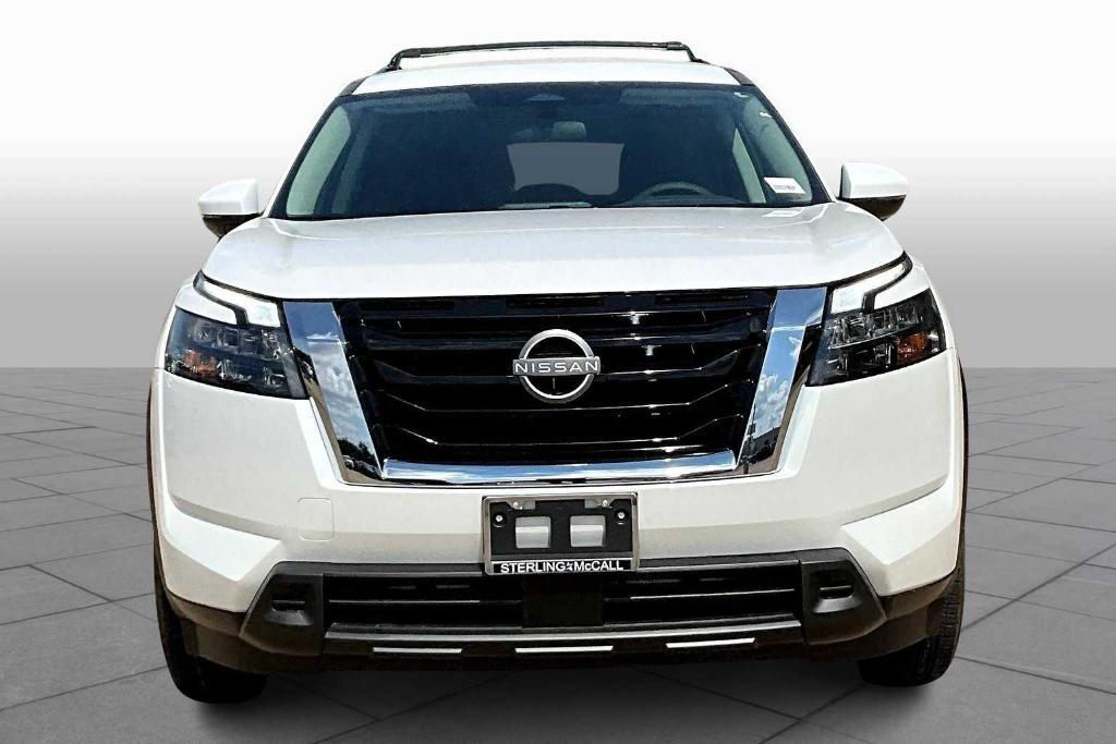 new 2025 Nissan Pathfinder car, priced at $42,225