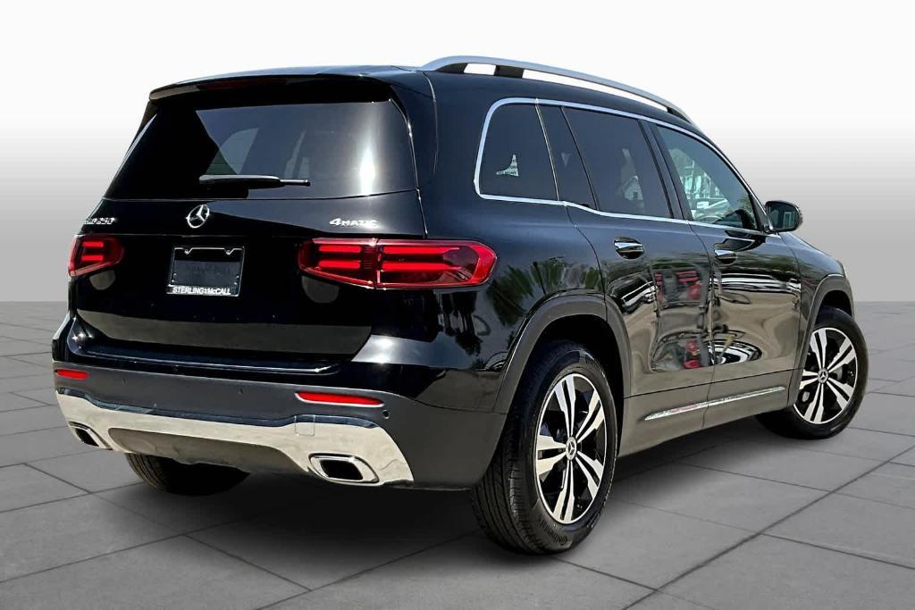 used 2024 Mercedes-Benz GLB 250 car, priced at $38,500