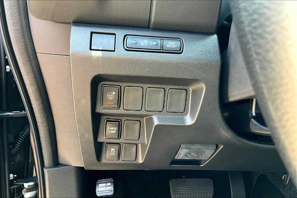 new 2026 Nissan Frontier car, priced at $33,340