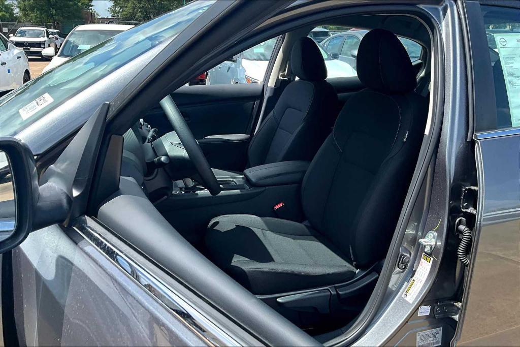 new 2025 Nissan Sentra car, priced at $21,040