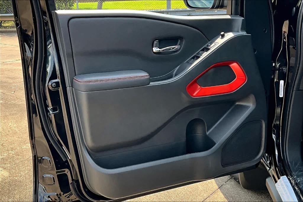 new 2025 Nissan Frontier car, priced at $40,475