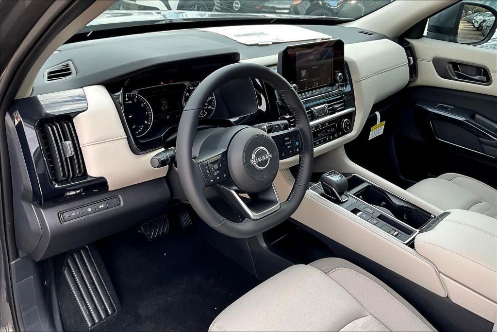 new 2025 Nissan Pathfinder car, priced at $33,223