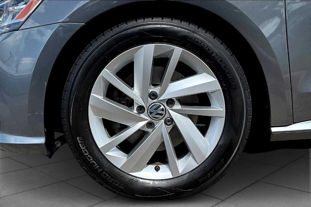 used 2018 Volkswagen Passat car, priced at $15,900