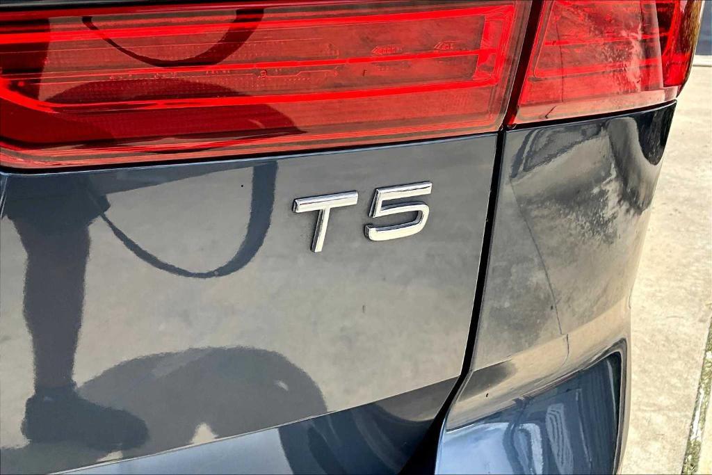used 2020 Volvo XC60 car, priced at $19,000