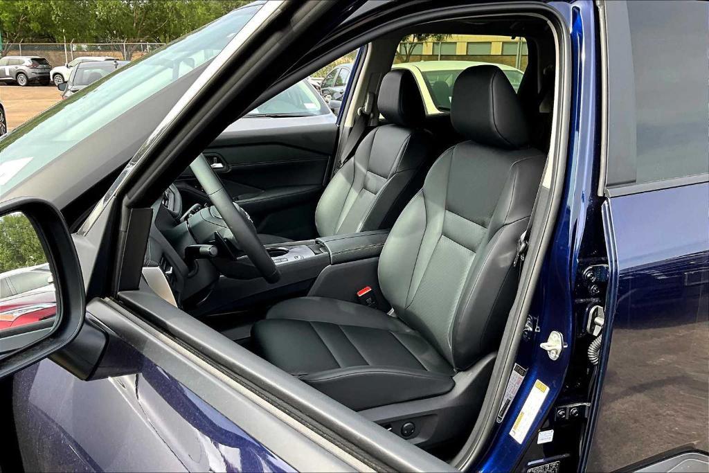 new 2025 Nissan Rogue car, priced at $30,785