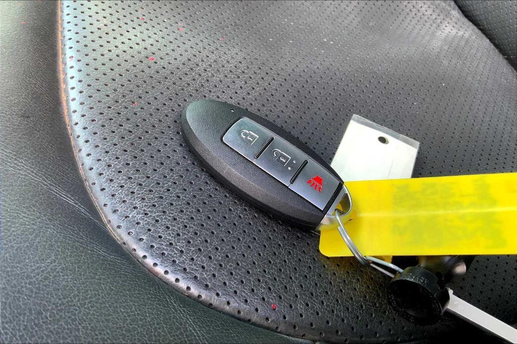 used 2021 Nissan Frontier car, priced at $24,395