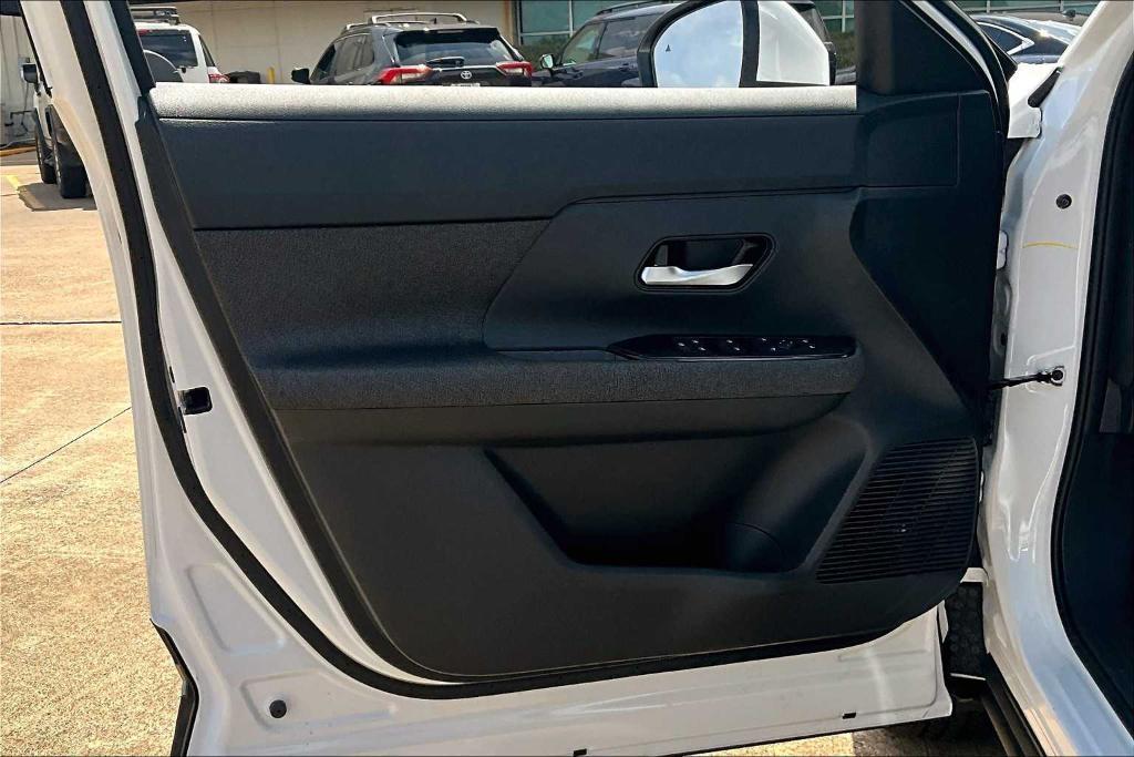 new 2025 Nissan Kicks car, priced at $23,950