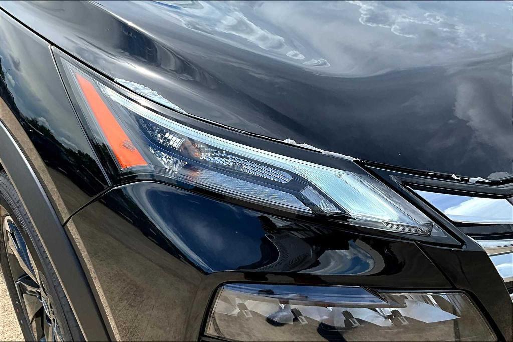 new 2025 Nissan Frontier car, priced at $40,585