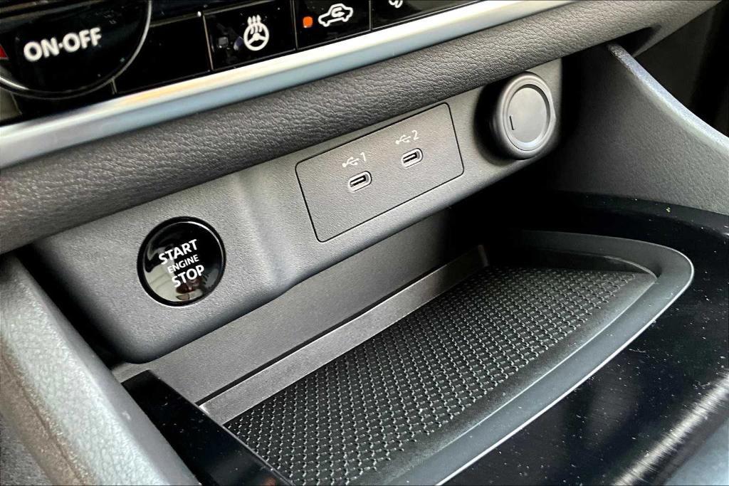 new 2025 Nissan Frontier car, priced at $40,585