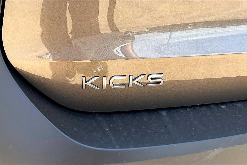 new 2025 Nissan Kicks car, priced at $28,450
