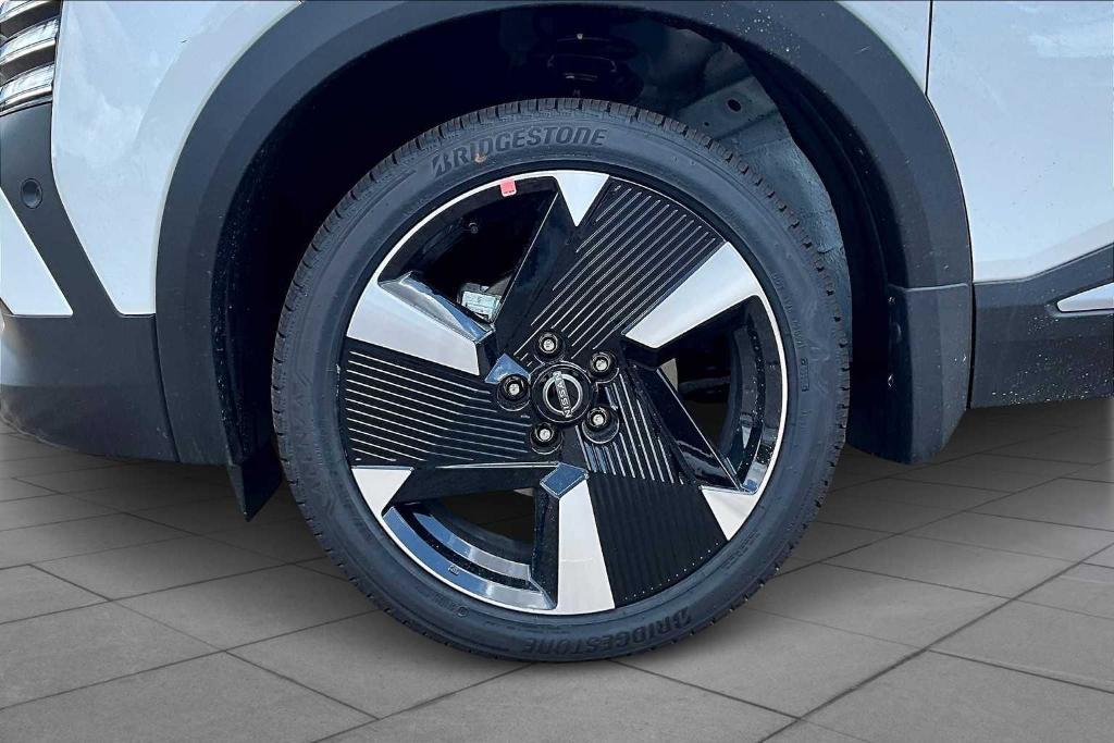 new 2025 Nissan Kicks car, priced at $24,635