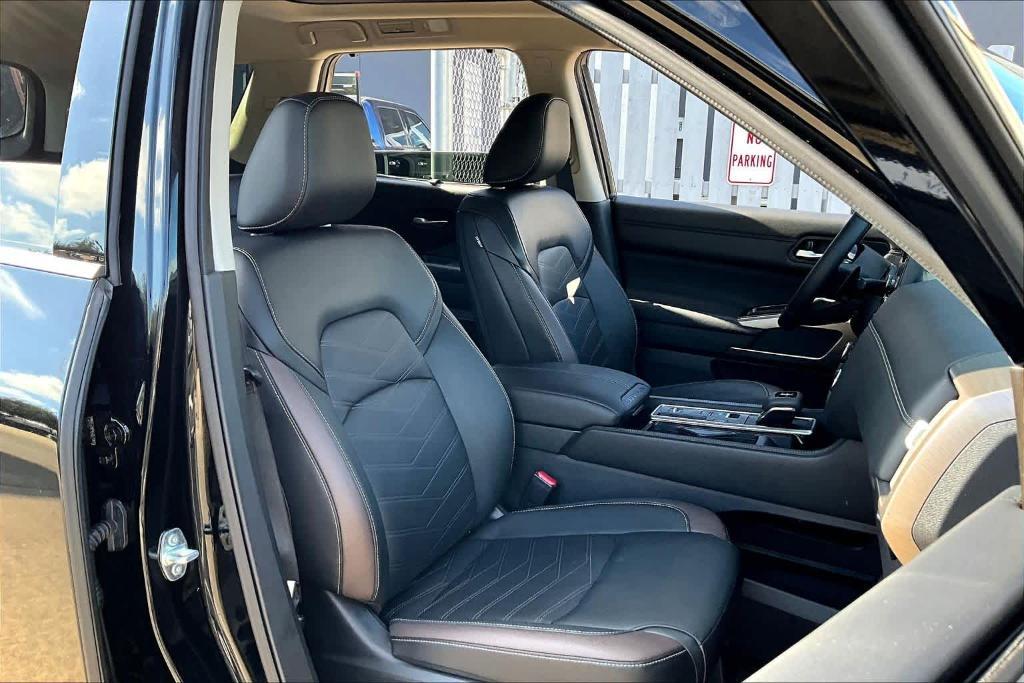 used 2024 Nissan Pathfinder car, priced at $36,609