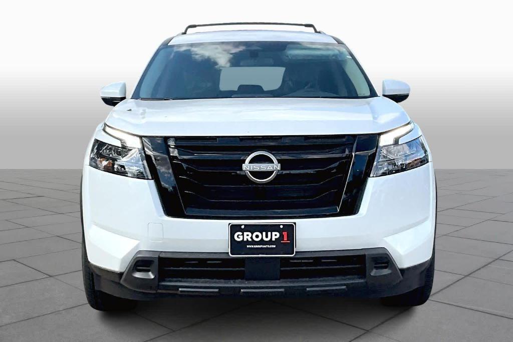 new 2025 Nissan Pathfinder car, priced at $33,673