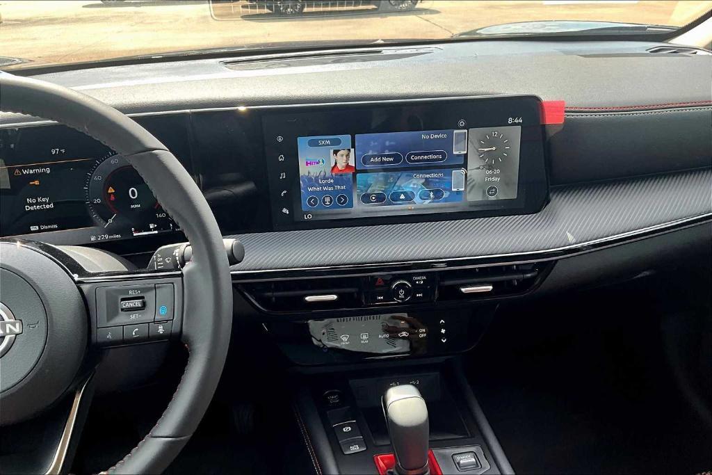 new 2025 Nissan Kicks car, priced at $27,075