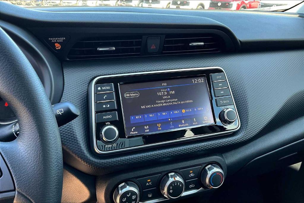 new 2025 Nissan Kicks Play car, priced at $22,123