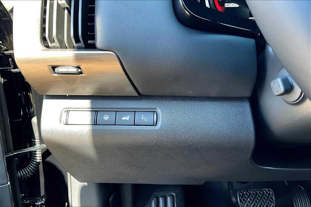 new 2025 Nissan Pathfinder car, priced at $41,865