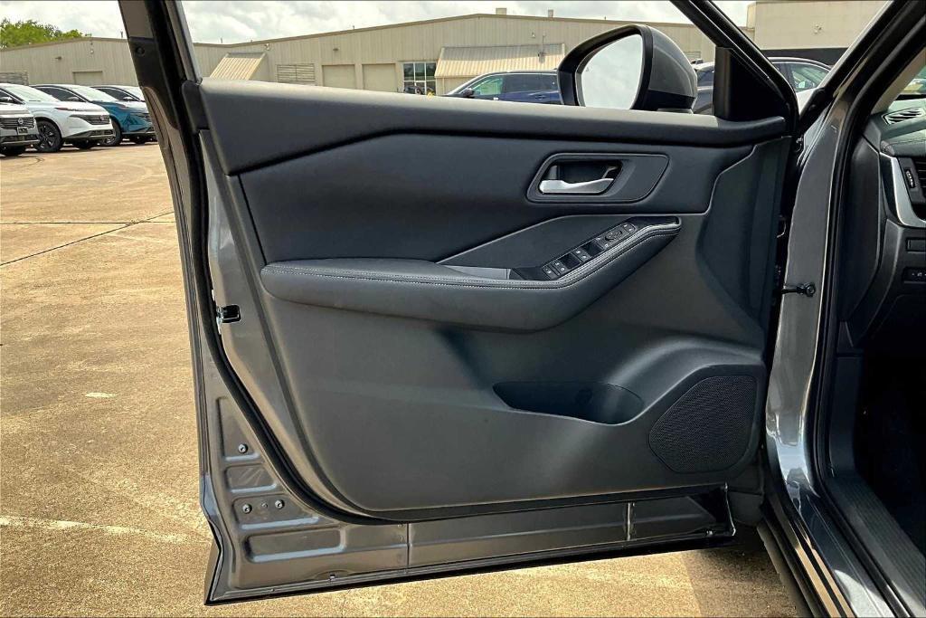 new 2025 Nissan Rogue car, priced at $29,000