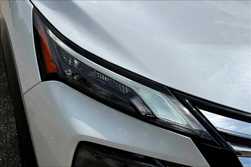 new 2025 Nissan Rogue car, priced at $32,560