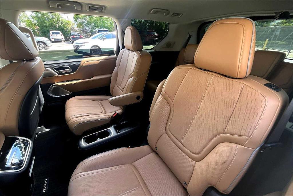 used 2025 INFINITI QX80 car, priced at $84,541