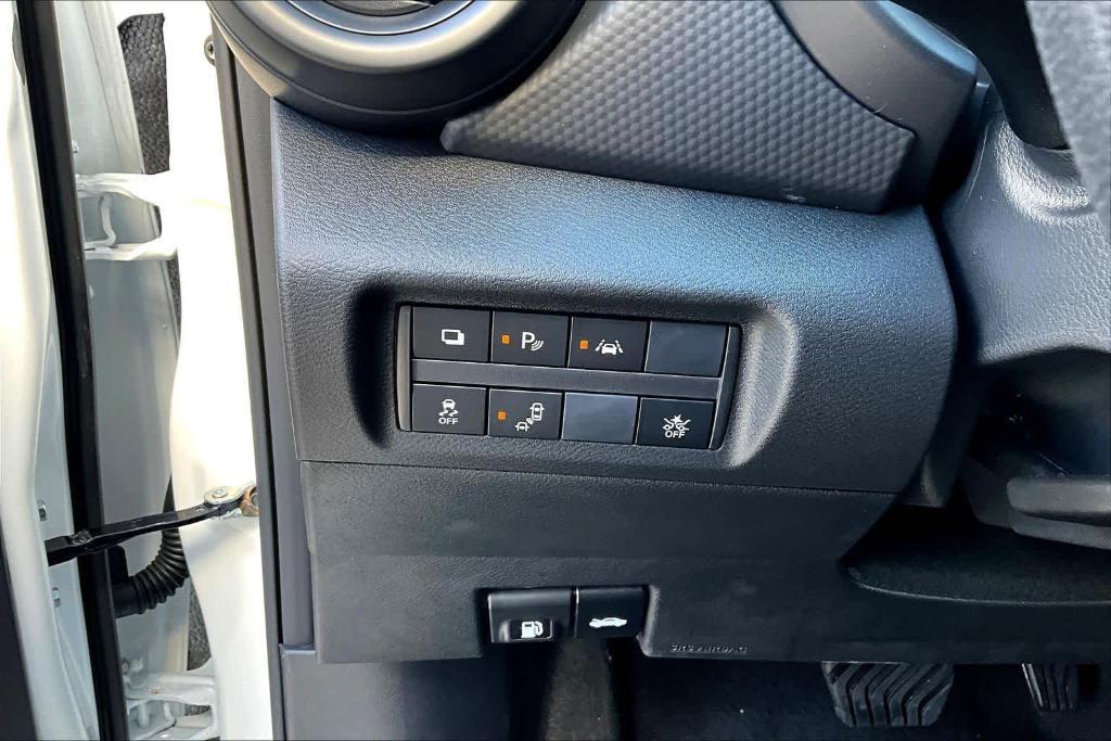 new 2025 Nissan Kicks Play car, priced at $23,865