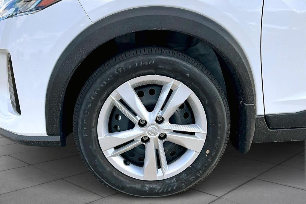 new 2025 Nissan Kicks Play car, priced at $23,865