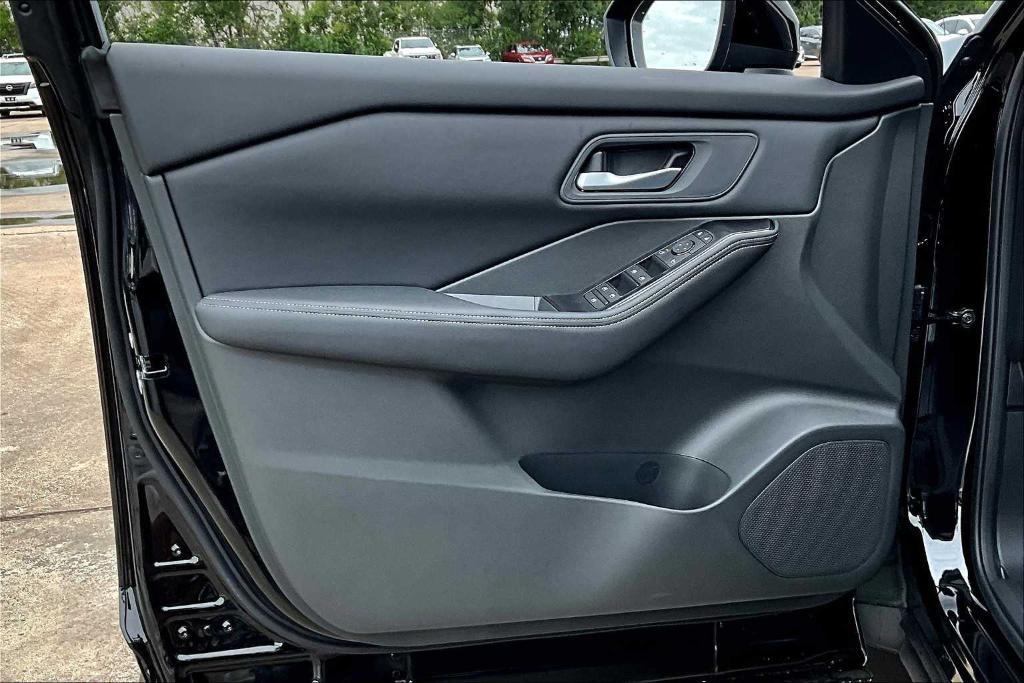 new 2025 Nissan Rogue car, priced at $29,000