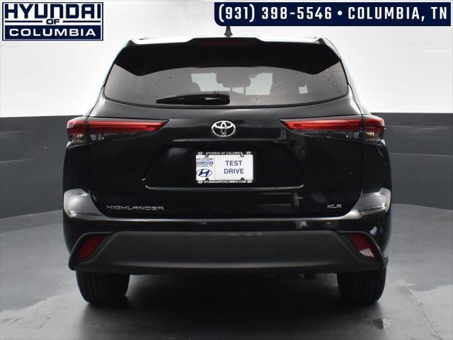 used 2021 Toyota Highlander car, priced at $28,540