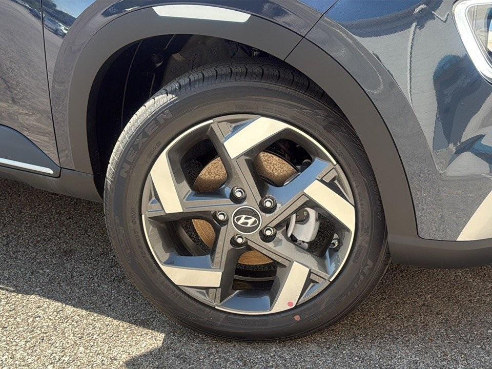new 2025 Hyundai Venue car, priced at $23,233