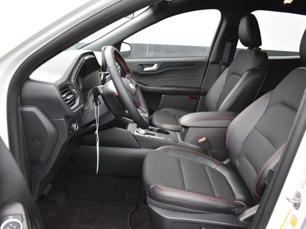 used 2025 Ford Escape car, priced at $30,984