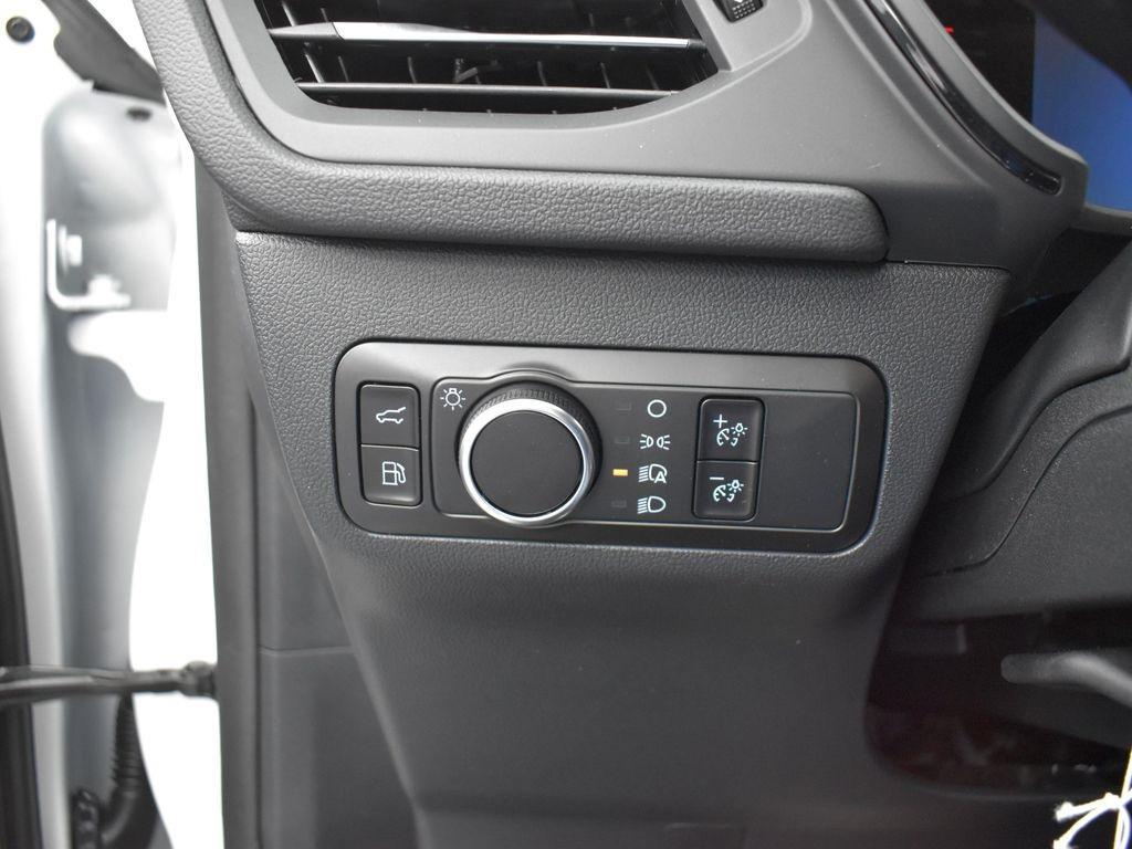used 2025 Ford Escape car, priced at $30,984