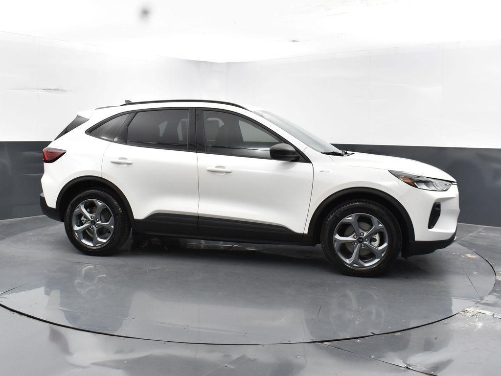 used 2025 Ford Escape car, priced at $30,984