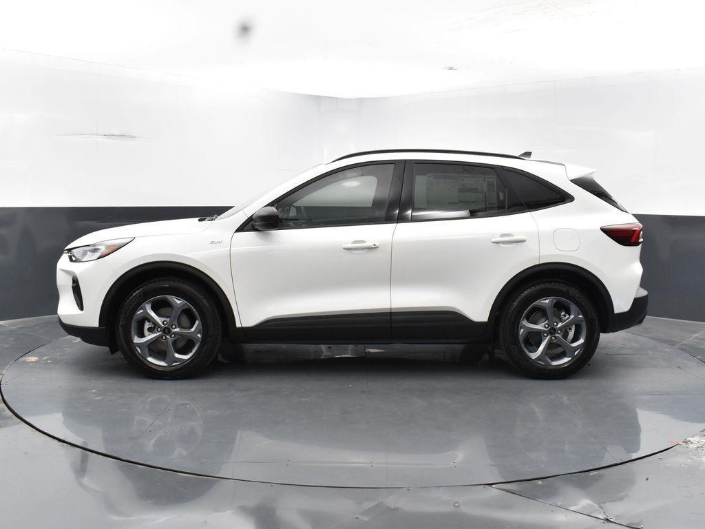 used 2025 Ford Escape car, priced at $30,984