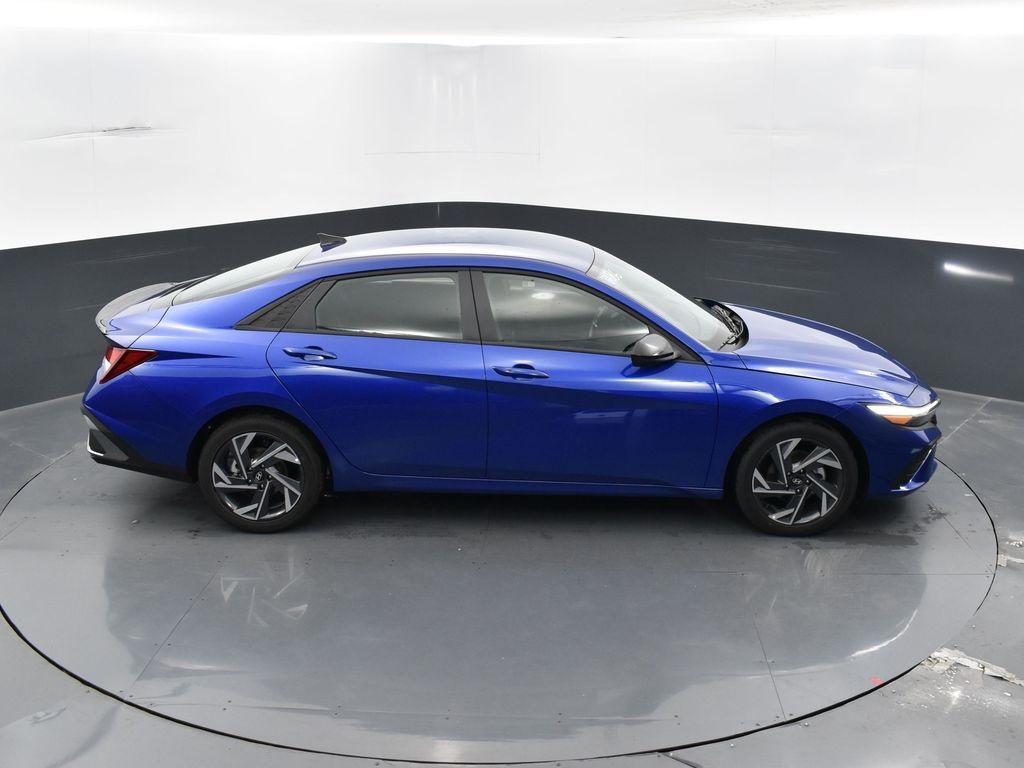 new 2025 Hyundai Elantra car, priced at $23,080