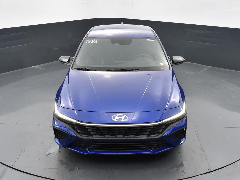 new 2025 Hyundai Elantra car, priced at $23,080