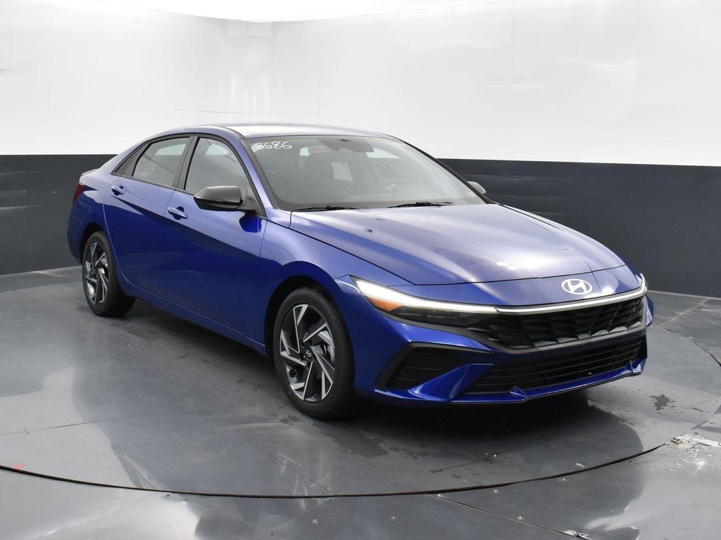 new 2025 Hyundai Elantra car, priced at $23,080