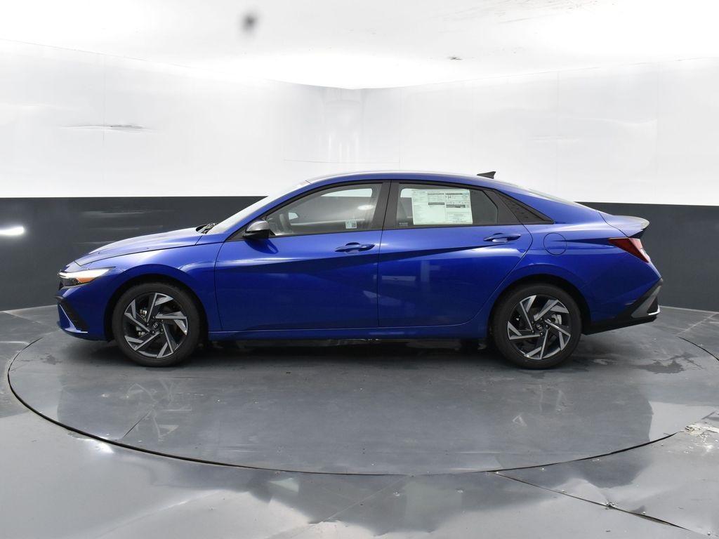 new 2025 Hyundai Elantra car, priced at $23,080