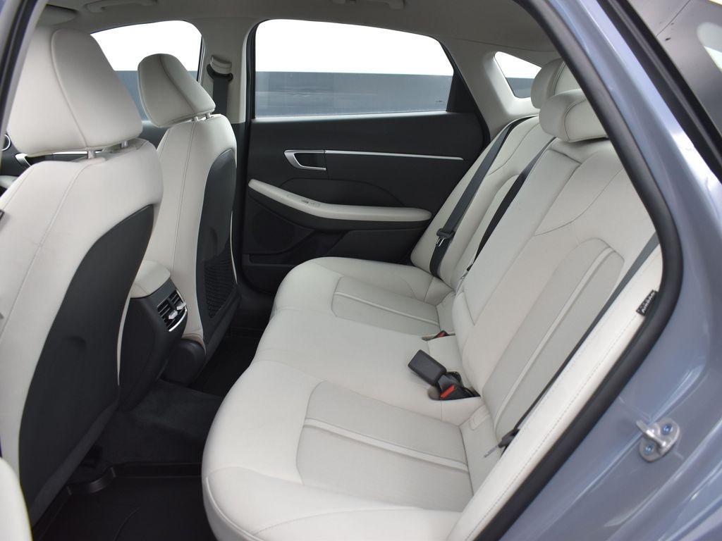 new 2025 Hyundai Sonata Hybrid car, priced at $26,183