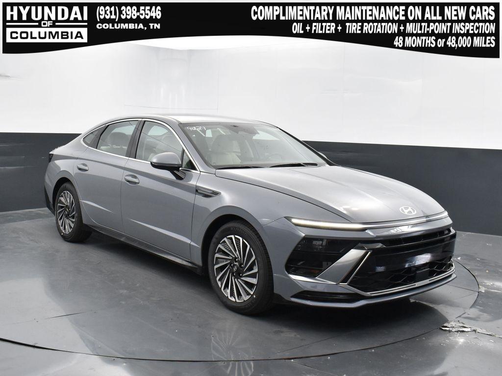 new 2025 Hyundai Sonata Hybrid car, priced at $26,183