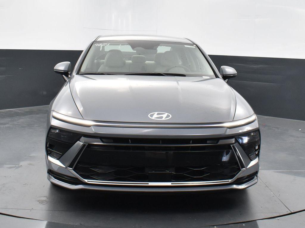 new 2025 Hyundai Sonata Hybrid car, priced at $26,183