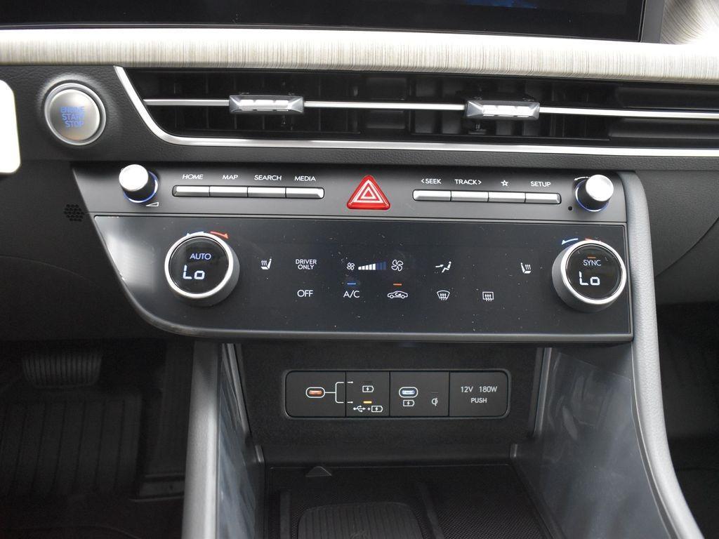 new 2025 Hyundai Sonata Hybrid car, priced at $26,183