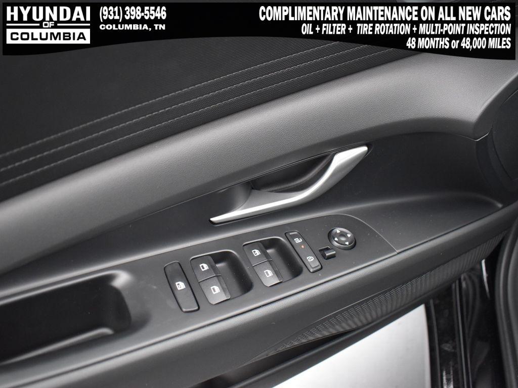 new 2025 Hyundai Elantra car, priced at $22,233