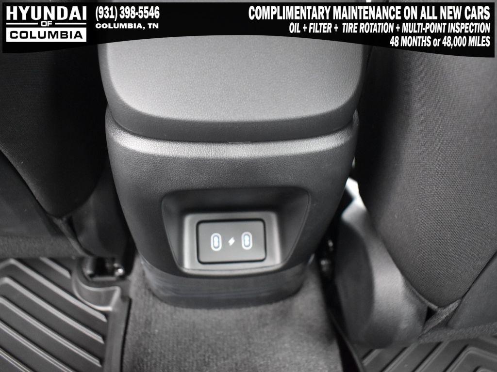 new 2025 Hyundai Elantra car, priced at $22,233