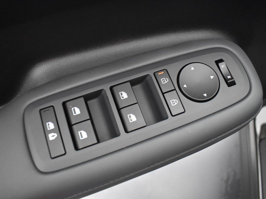 new 2025 Hyundai Santa Fe car, priced at $40,126