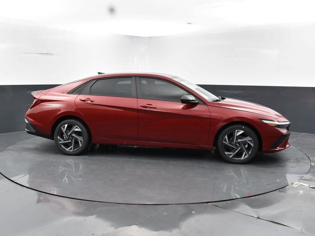 new 2025 Hyundai Elantra car, priced at $24,285