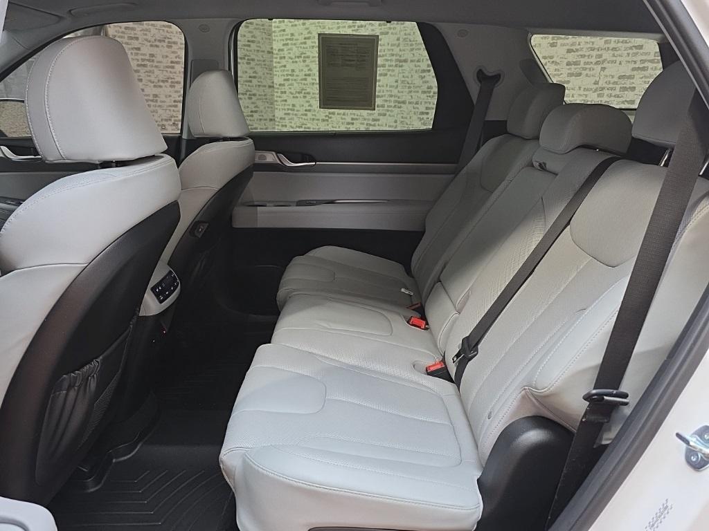 used 2024 Hyundai Palisade car, priced at $34,142
