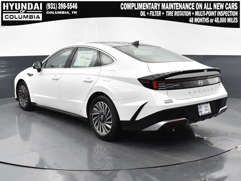 new 2025 Hyundai Sonata Hybrid car, priced at $38,182