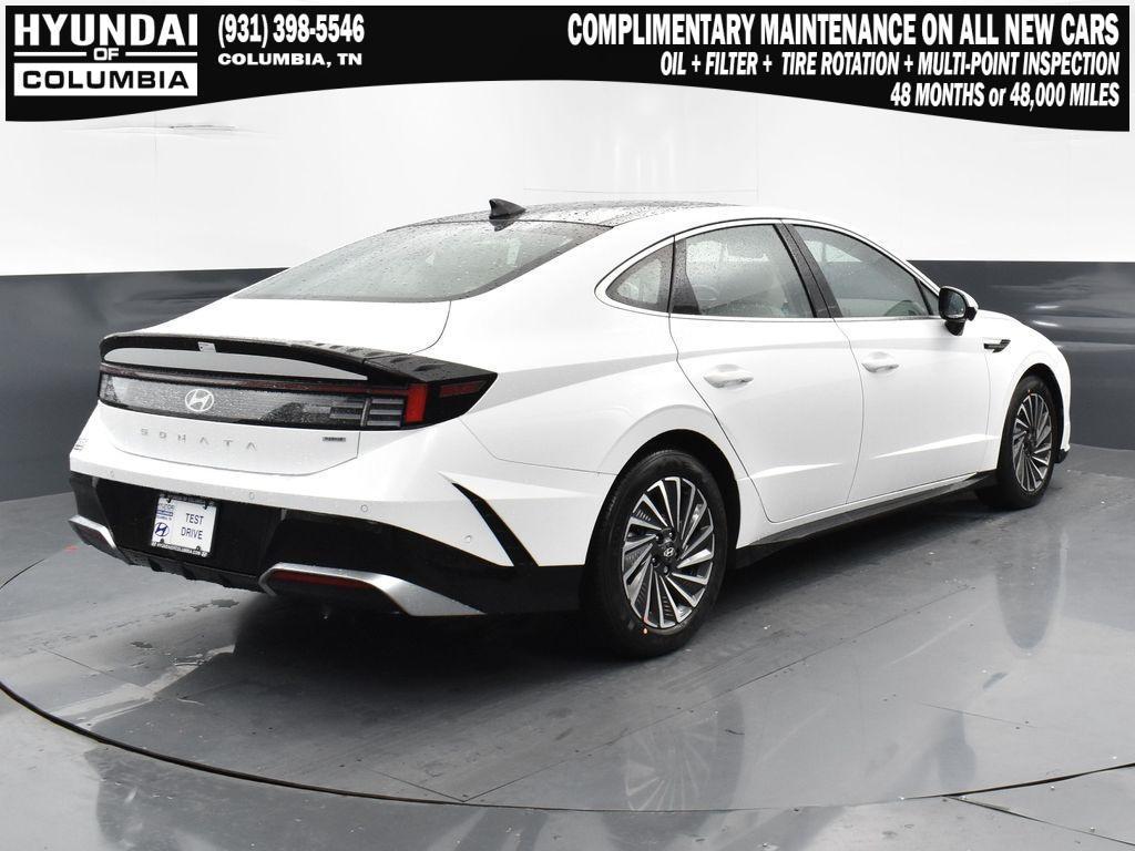 new 2025 Hyundai Sonata Hybrid car, priced at $38,182