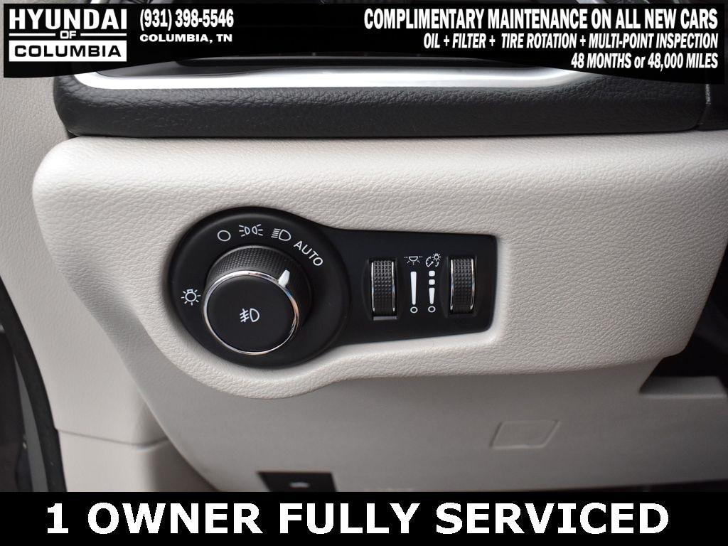 used 2022 Chrysler Pacifica car, priced at $28,116